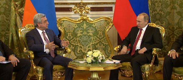 Հայաստանի նախագահ Սերժ Սարգսյանի և Ռուսաստանի նախագահ Վլադիմիր Պուտինի հանդիպումը Կրեմլում Հայաստանի նախագահ Սերժ Սարգսյանի և Ռուսաստանի նախագահ Վլադիմիր Պուտինի հանդիպումը Կրեմլում - Sputnik Արմենիա