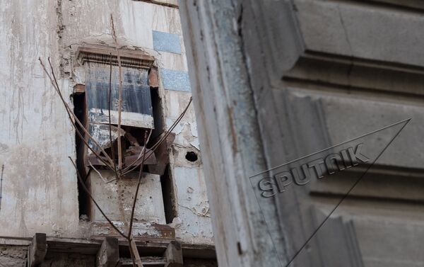 Здание по адресу Арами 9, старый Ереван - Sputnik Армения