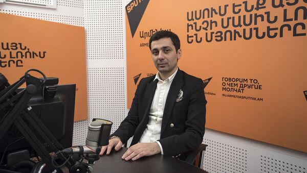 Левон Варданян в гостях у радио Sputnik Армения - Sputnik Արմենիա