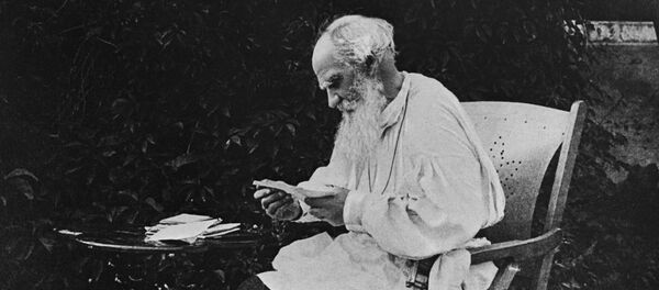 Писатель Л.Н. Толстой Писатель Л.Н. Толстой - Sputnik Армения