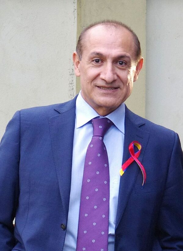 Посол Армении в Грузии, легендарный штангист Юрий Варданян Посол Армении в Грузии, легендарный штангист Юрий Варданян - Sputnik Արմենիա