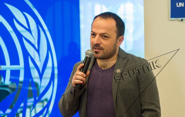 Галуст Нанян Галуст Нанян - Sputnik Армения