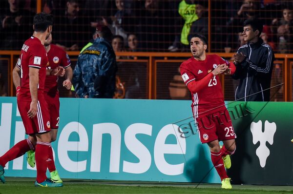 Араз Озбилис. Матч между сборными Армении и Казахстана Араз Озбилис. Матч между сборными Армении и Казахстана - Sputnik Армения