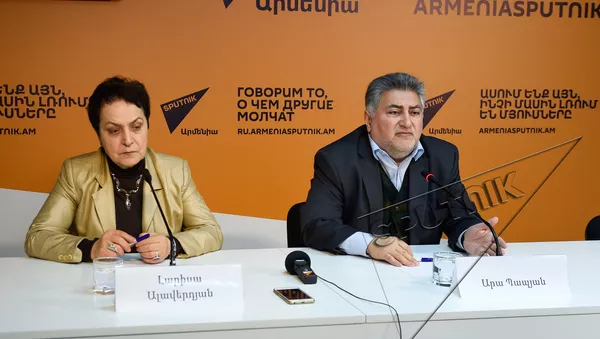 Лариса Алавердян, Ара Папян - Sputnik Армения