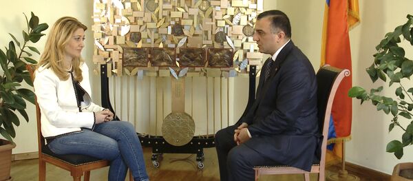 Интервью Алины Ордян с министром социальных вопросов Артемом Асатряном - Sputnik Армения