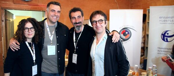 Арсине Ханджян, Серж Танкян, Атом Эгоян - Sputnik Արմենիա