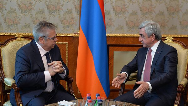 Президент встретилься с наблюдателими - Sputnik Армения