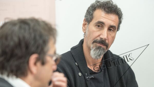 Серж Танкян - Sputnik Արմենիա