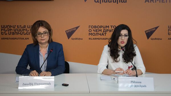 Асмик Маргарян и Инесса Арутюнян в пресс-центре Sputnik Армения - Sputnik Արմենիա