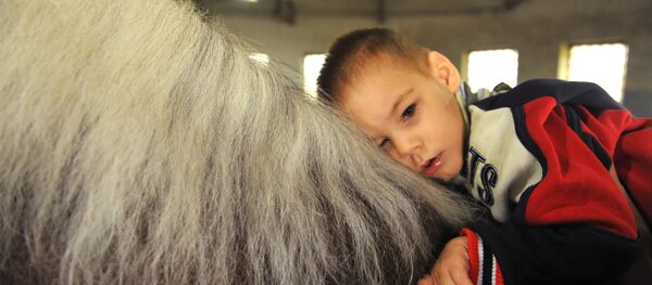 Занятия с детьми в детском экологическом центре Живая нить - Sputnik Армения