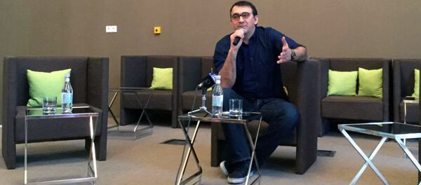 Мкртыч Арзуманян Мкртыч Арзуманян - Sputnik Արմենիա