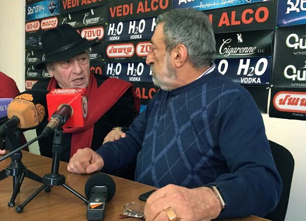 Меружан Тер-Гуланян и Николай Цатурян Меружан Тер-Гуланян и Николай Цатурян - Sputnik Армения