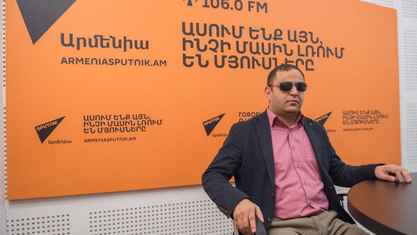 Альберт Абгарян в гостях у радио Sputnik Армения - Sputnik Արմենիա