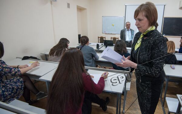 Международная образовательная акция «Тотальный диктант» в Ереване - Sputnik Армения