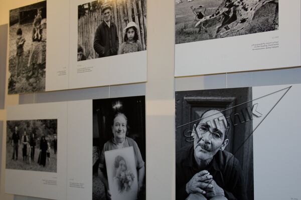 В Ереване открылась выставка Грузия – двойные страницы - Sputnik Армения