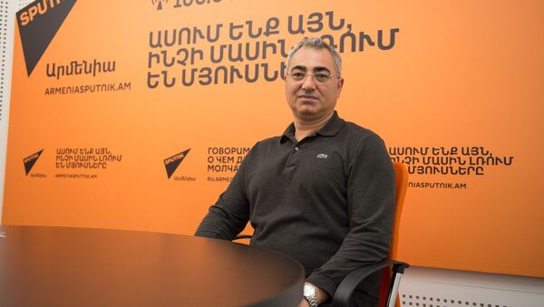 Артур Испирян в гостях у радио Sputnik Армения - Sputnik Արմենիա