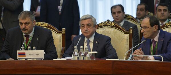 Заседании Высшего Евразийского экономического совета в Бишкеке. Серж Саргсян Заседании Высшего Евразийского экономического совета в Бишкеке. Серж Саргсян - Sputnik Армения