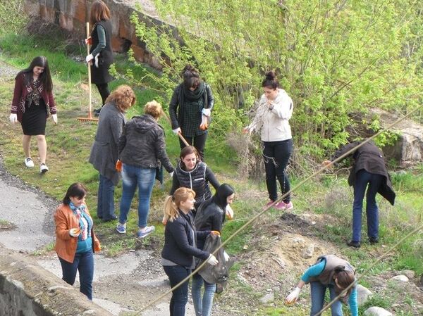 Борьба с мусором   - Sputnik Армения