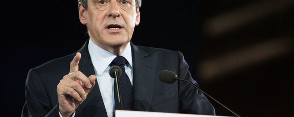 Кандидат в президенты Франции от партии Республиканцев Франсуа Фийон - Sputnik Արմենիա