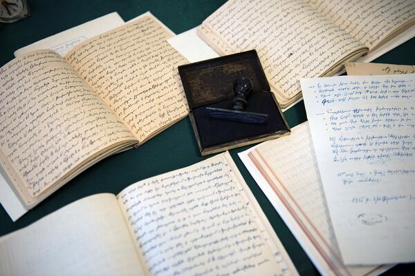 Личный дневник Вагинака Бюрата - Sputnik Армения