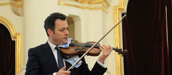 Скрипач Тигран Майтесян Скрипач Тигран Майтесян - Sputnik Արմենիա
