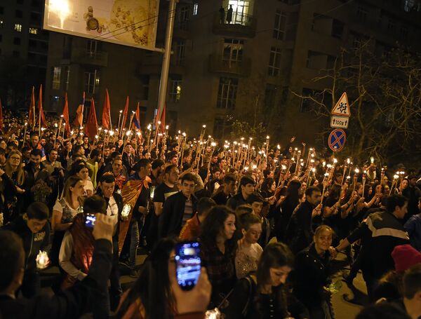 Факельное шествие в Ереване. 2017г. - Sputnik Армения