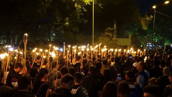 В Ереване прошло факельное шествие к Мемориалу памяти жертв геноцида армян - Sputnik Армения