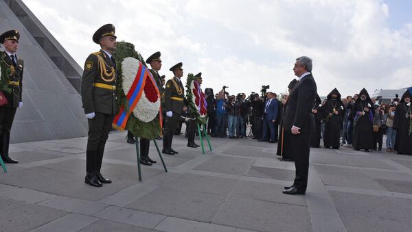 Президент Армении Серж Саргсян почтил память жертв Геноцида Армян - Sputnik Армения