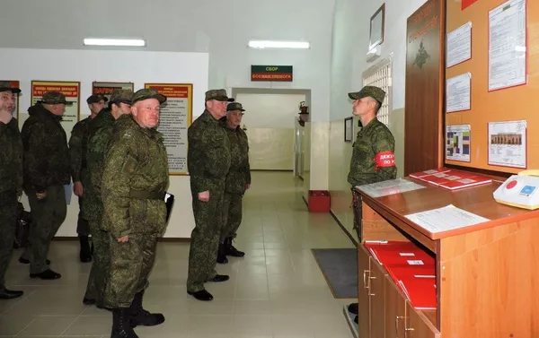 Командующий войсками ЮВО проверил боевую готовность подразделений российской военной базы в Армении - Sputnik Армения