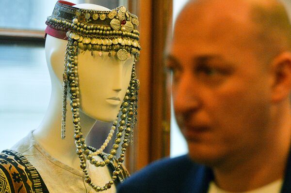 В московском Музее моды открылась выставка «Я ищу. Я вижу. Я здесь» - Sputnik Армения