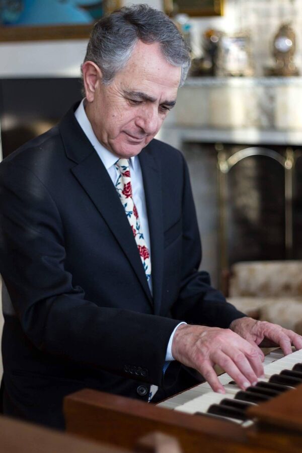 Гарри Кесаян - Sputnik Армения