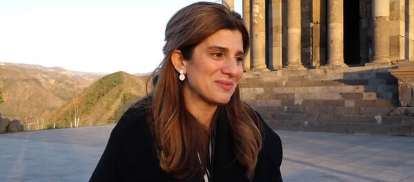 Հորդանանի արքայադուստր Դինա Մայրեդն այցելել է Գեղարդի վանք ու Գառնու հեթանոսական տաճար Հորդանանի արքայադուստր Դինա Մայրեդն այցելել է Գեղարդի վանք ու Գառնու հեթանոսական տաճար - Sputnik Արմենիա