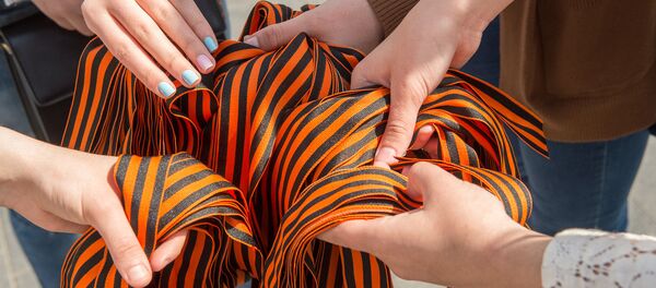 В Армении прошла акциа Георгиевская ленточка - Sputnik Армения