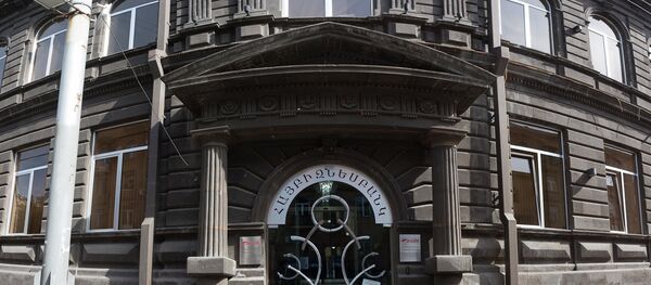 Здание на улице Налбандяна 48. Старый Ереван - Sputnik Армения