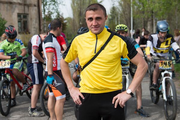 Турнир по любительскому велоспорту Ереванский кубок 2017. Председатель Федерации любительского велоспорта и велотуризма Арман Антонян - Sputnik Армения