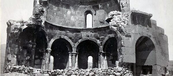 Церковь в Ани. Раскопки с участием Николая Токарского - Sputnik Արմենիա