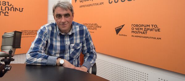 Левон Узунян в гостях у радио Sputnik Армения - Sputnik Армения