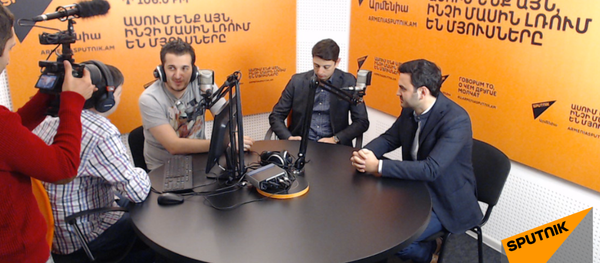 «Ուրիշ նորություններ» հաղորդաշարի հյուրը՝ Նարեկ Հախնազարյանն է «Ուրիշ նորություններ» հաղորդաշարի հյուրը՝ Նարեկ Հախնազարյանն է - Sputnik Արմենիա