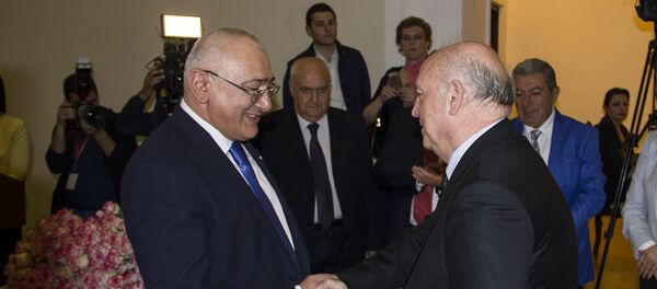 Депутаты новоизбранного Национального собрания РА получают мандаты Депутаты новоизбранного Национального собрания РА получают мандаты - Sputnik Արմենիա