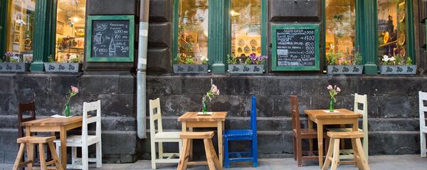 Улица Абовяна 3/1. Старый Ереван Улица Абовяна 3/1. Старый Ереван - Sputnik Արմենիա