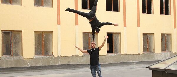 ԳԵՎՈՐԳ ԵՎ ԱՆԴՐԱՆԻԿ ՎԱՐԴԱՆՅԱՆՆԵՐԸ ՊԱՏՄՈՒՄ ԵՆ «ՓԱՌՔԻ ՐՈՊԵ» ՆԱԽԱԳԾՈՒՄ ՀԱՂԹԵԼՈՒ ՄԱՍԻՆ - Sputnik Արմենիա