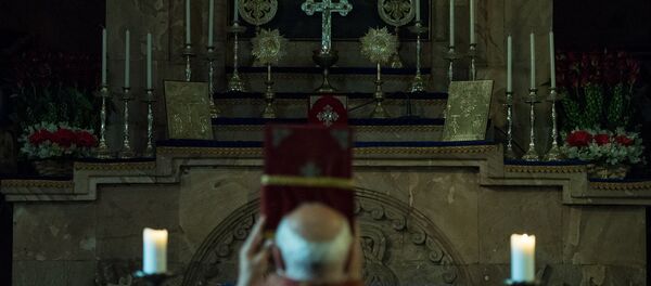 Молитва победы в армянской церкви Сурб Саркис Молитва победы в армянской церкви Сурб Саркис - Sputnik Армения