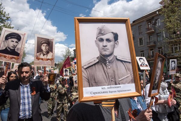 Акция Бессмертный полк в Ереване - Sputnik Армения