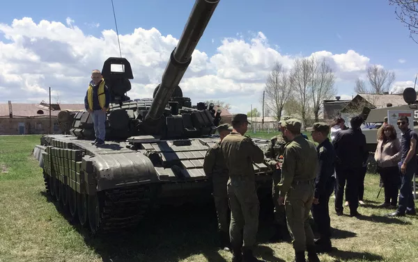 Показ военной техники на территории российской военной базы в Гюмри - Sputnik Армения