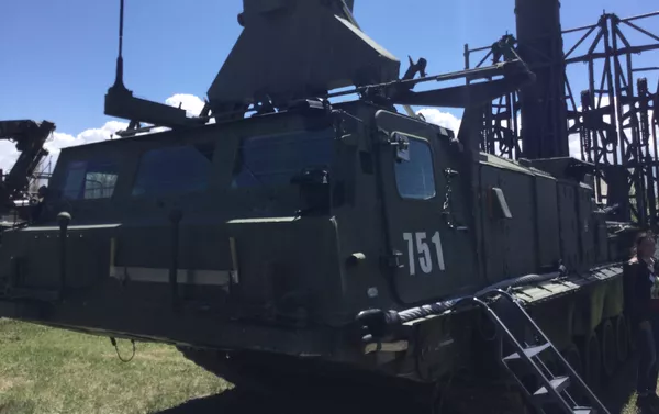 Показ военной техники на территории российской военной базы в Гюмри - Sputnik Армения