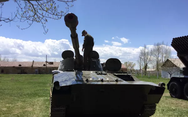 Показ военной техники на территории российской военной базы в Гюмри - Sputnik Армения