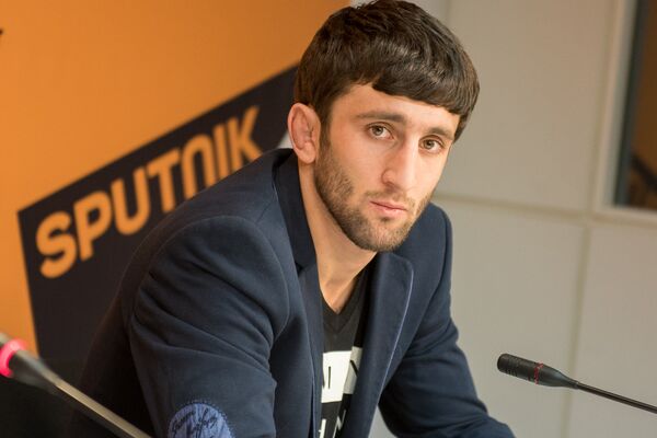 Володя Франгулян Володя Франгулян - Sputnik Армения