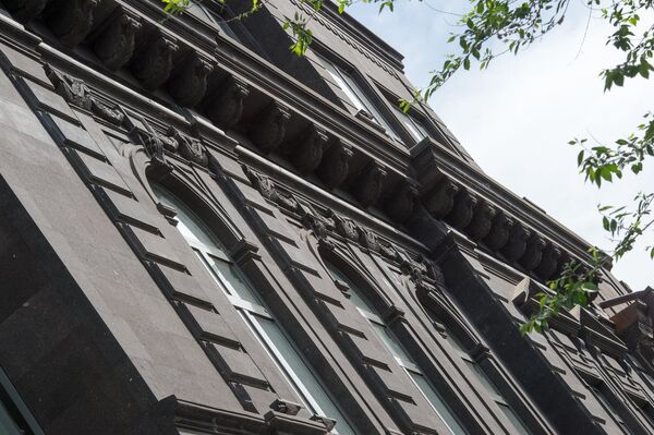 Улица Мелика Адамяна 2/2. Старый Ереван - Sputnik Армения