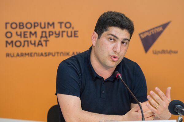 Айк Мкртчян Айк Мкртчян - Sputnik Армения