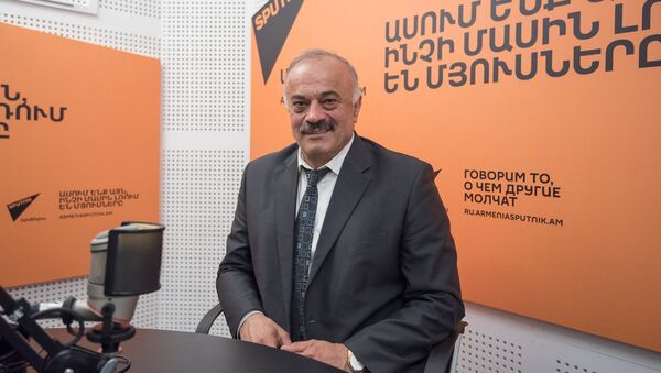 Седрак Мамулян в гостях у радио Sputnik Армения - Sputnik Армения